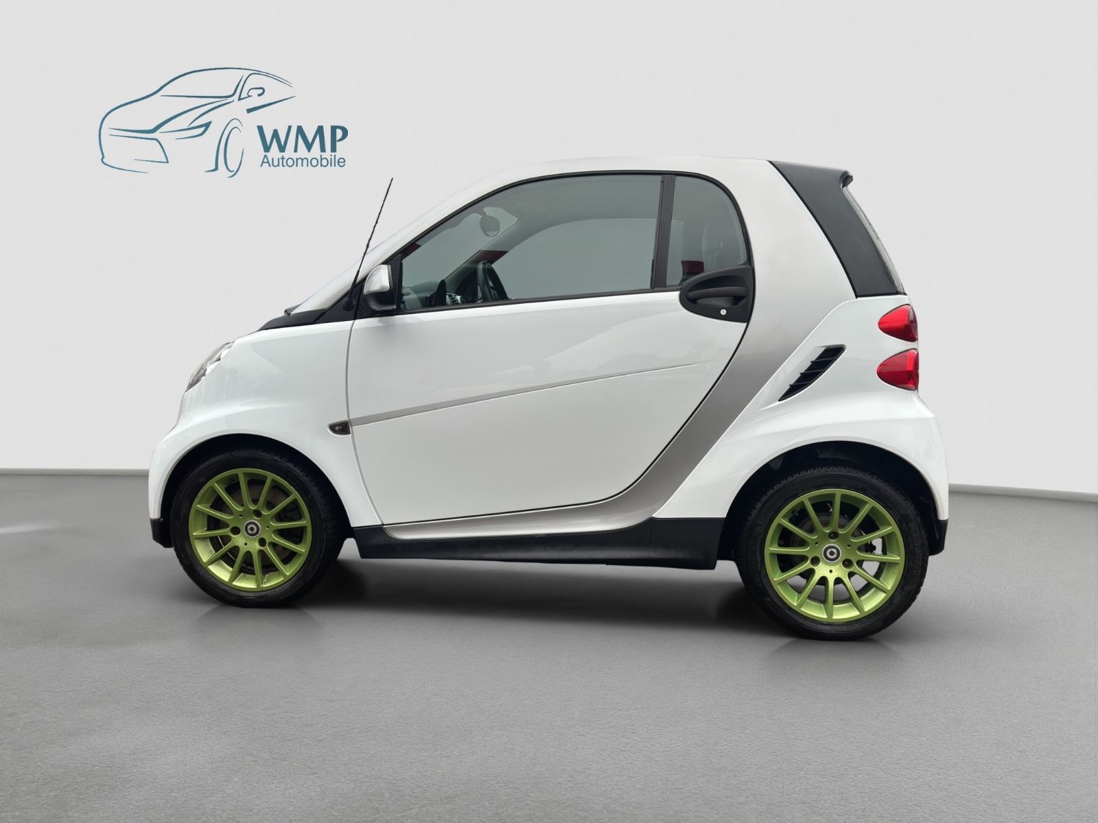 Fahrzeugabbildung Smart ForTwo coupe Micro Hybrid/Leder/Klima/TÜV