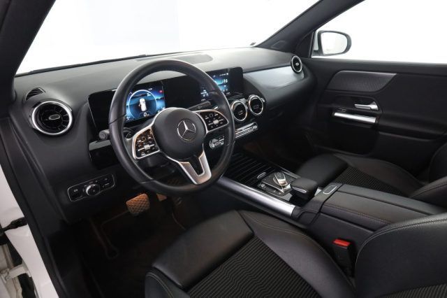 MERCEDES-BENZ MERCEDES-BENZ CLA sse GLA GLA 200 d Automatic SP