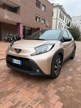 Other Toyota Aygo X 1.0 VVT-i 72 CV 5 porte Trend S-CV - Other mit Benzin-Antrieb: Gold