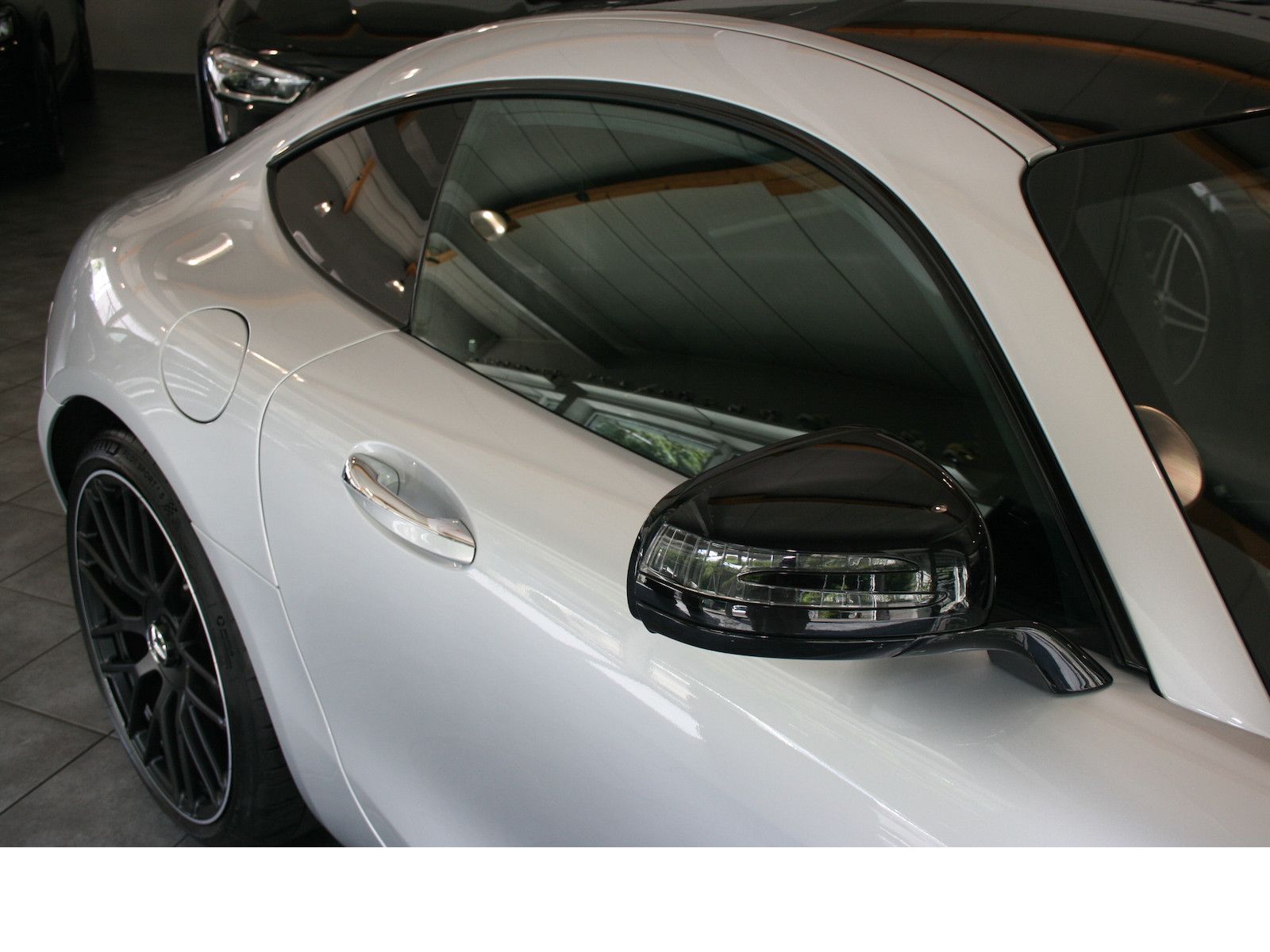 Fahrzeugabbildung Mercedes-Benz AMG GT S V8 *Night*Panoramadach*Burmester*Memory