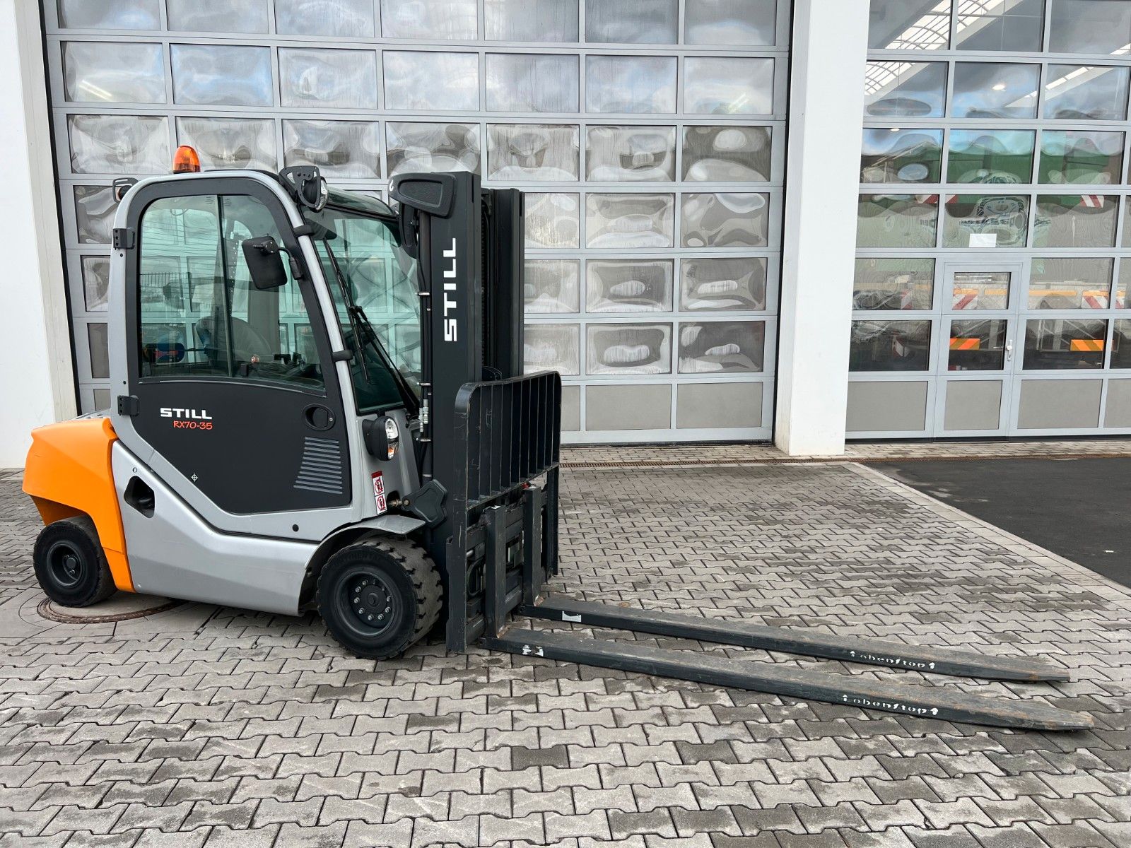 Fahrzeugabbildung Still RX70-35 / Triplex: 4.6m / 1.328h! / SS / 2018