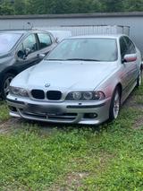 BMW E39 525i M Paket 2 Hand - BMW 525: E39 525i