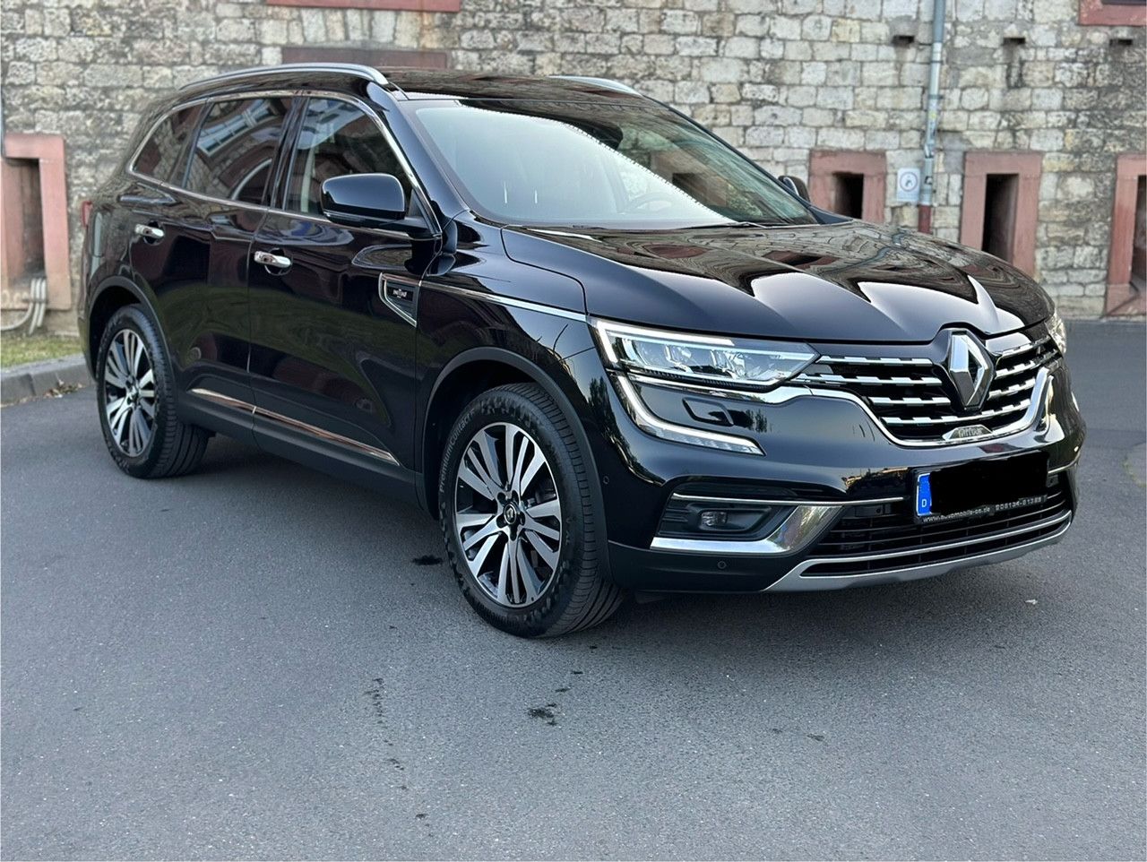 Fahrzeugabbildung Renault KOLEOS INITIALE PARIS 4x4*MOD.2022+LEDER+AHK*