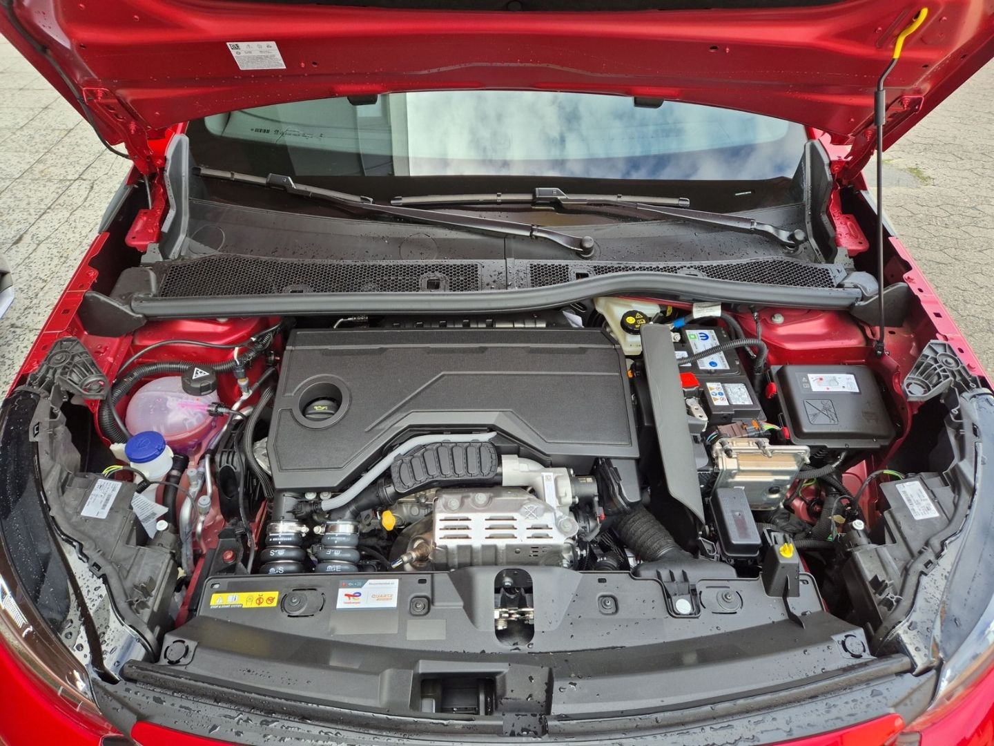 Peugeot 2008 - Bild 14