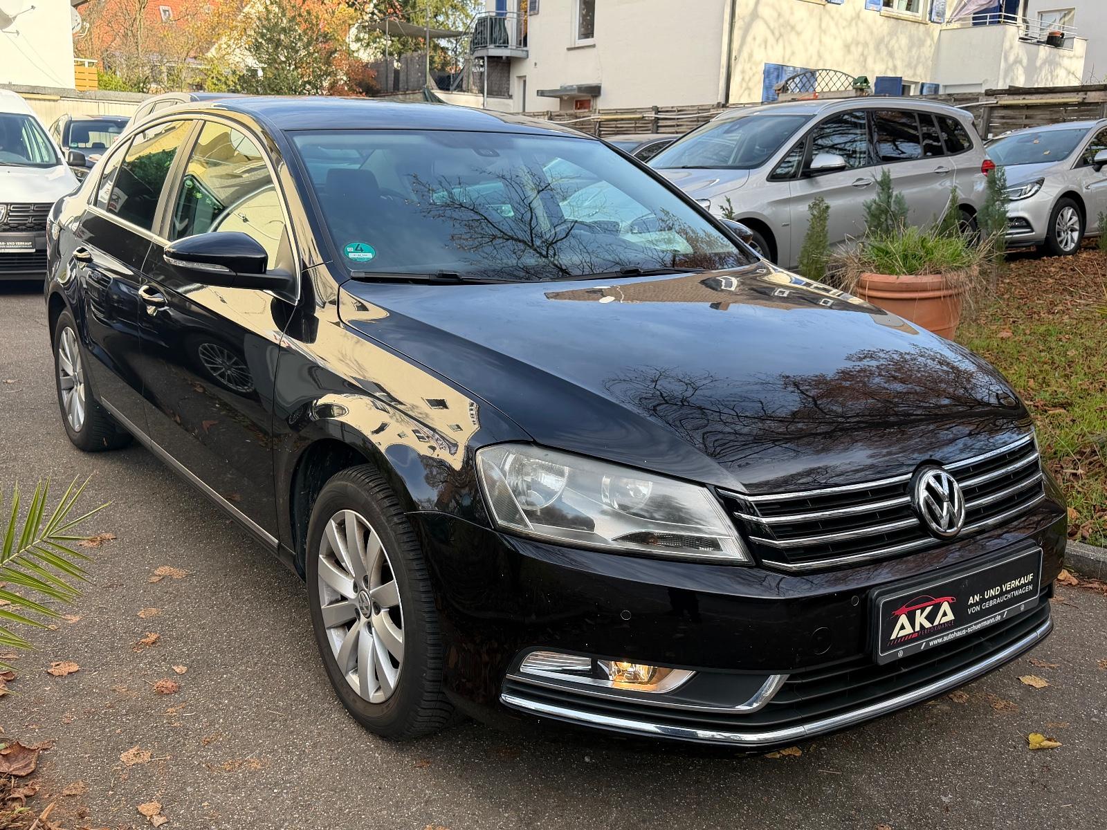 Volkswagen Passat Lim. 1.4 TSI Comfortline NAVI|PDC|LM