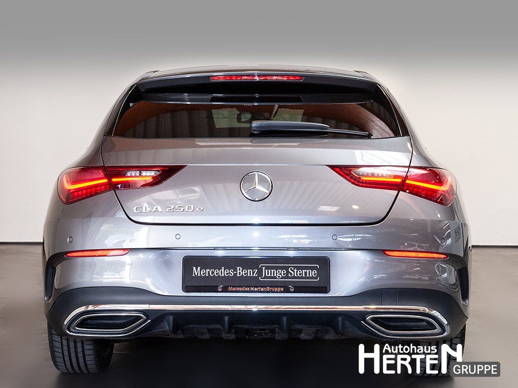 Mercedes-Benz CLA 250 e SB AMG MULTIBEAM 19 KEYLESS AMBIENTE foto 4