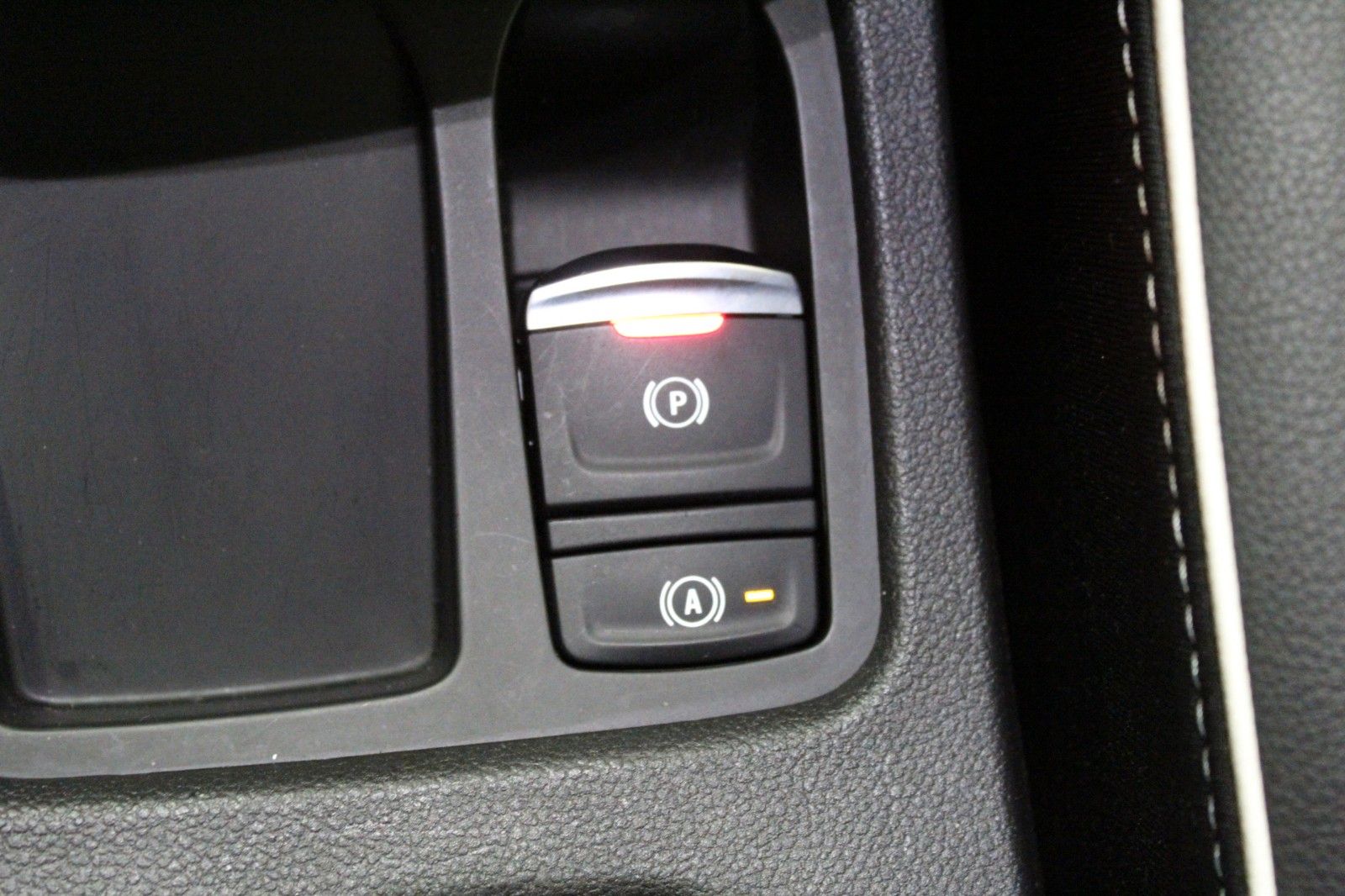 Fahrzeugabbildung Renault Clio TCe 90 Intens*Winterpaket*City Paket*