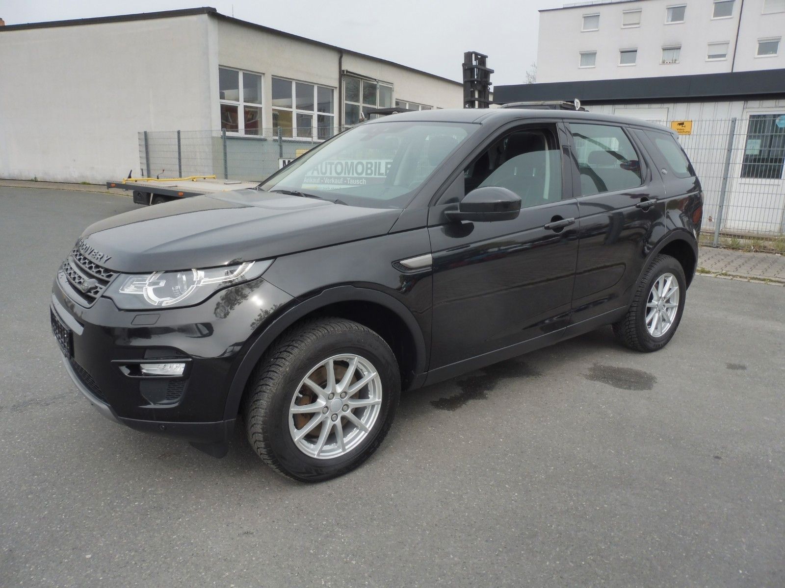 Land-Rover Discovery Sport - 1