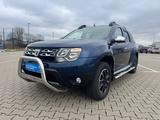 Dacia Duster I Prestige 4x2 - Dacia Duster: 4.4