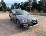 Volvo XC70 D5 AWD Momentum - graue Volvo XC70