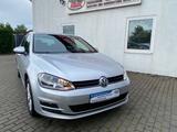 Volkswagen Golf VII Lim. Lounge BMT 1.2 TSI / EURO-6/ PDC/ - Volkswagen Golf: Eu