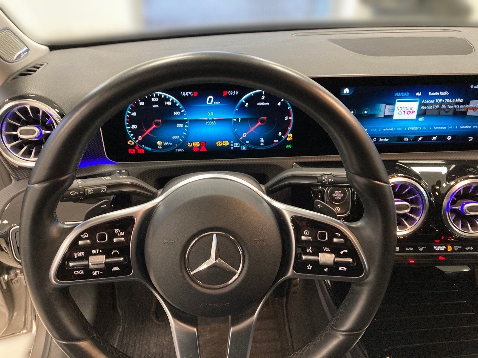 Fahrzeugabbildung Mercedes-Benz A 220 d 4M Edition 19  Distronic*Burmester*360°K