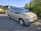 Citroën Citroen Xsara Klimaautomatic 2.0  Benzin A... - gebrauchte Citroën Xsara Picasso aus dem Jahr 2003