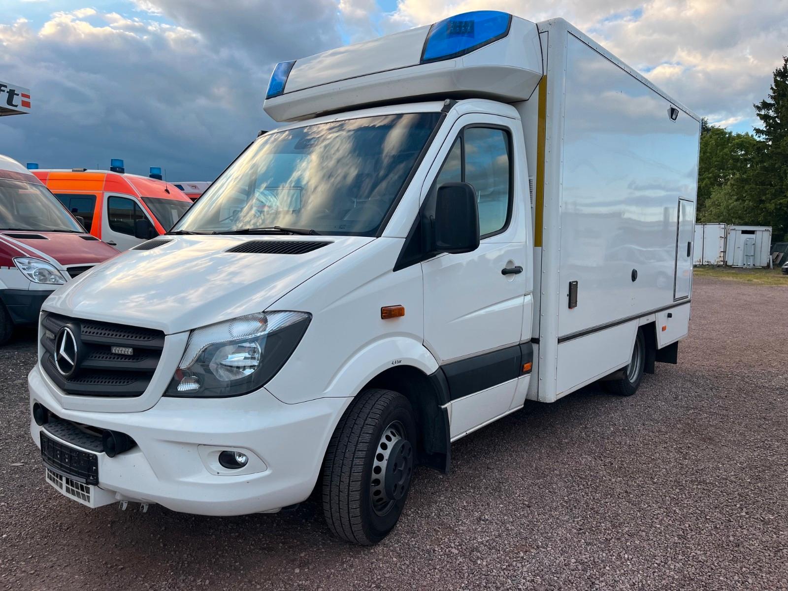 Mercedes-Benz Sprinter 516 cdi RTW mit Trage