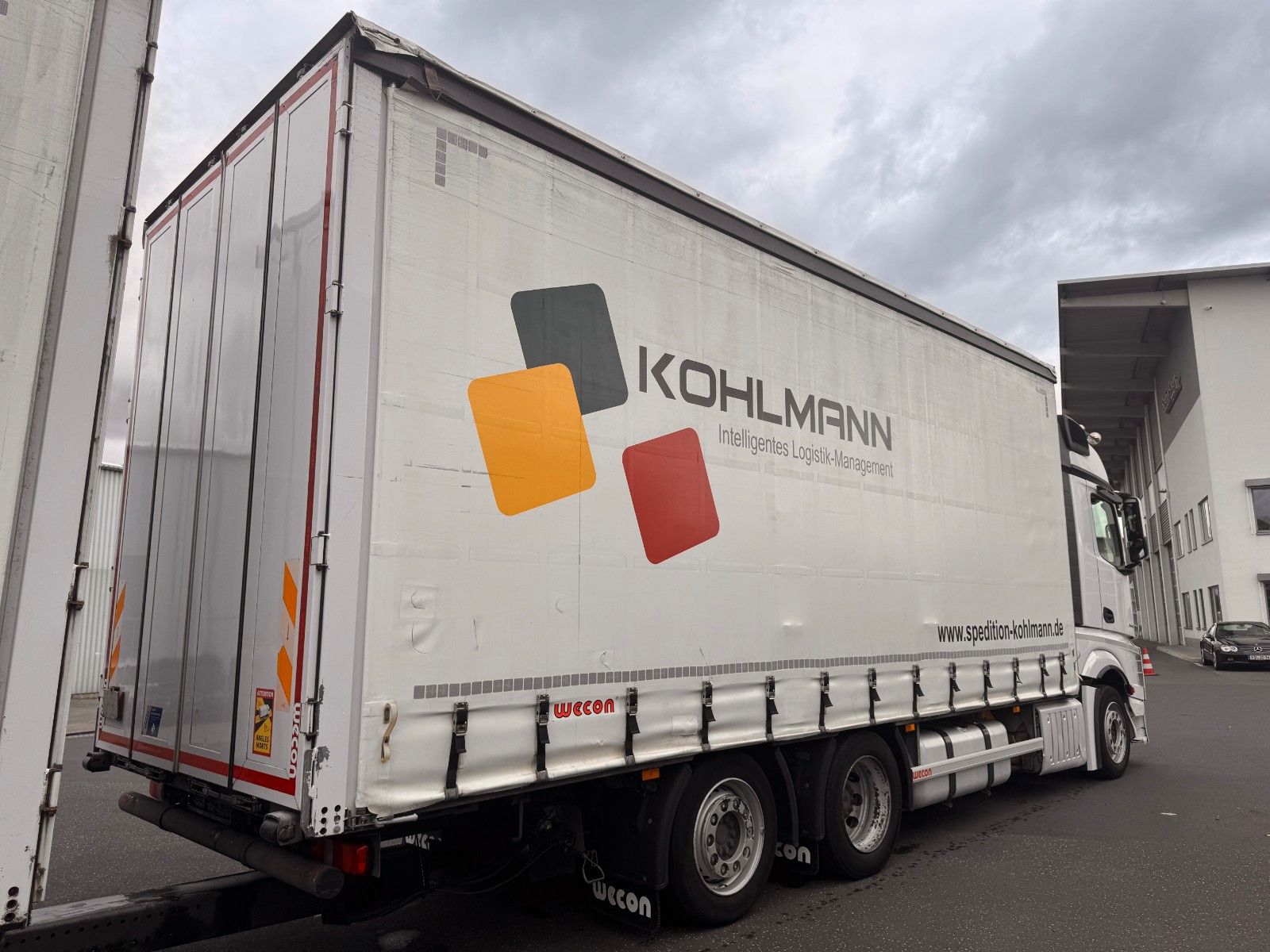 Fahrzeugabbildung Mercedes-Benz Actros 2542 LnR 6x2 Retarder Standklima