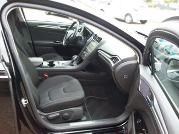 Bild 6 Ford Mondeo Turnier 1.5 Titanium Navi SHZ FSHZ AHK AT