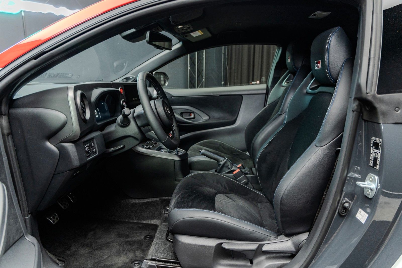 Fahrzeugabbildung Toyota Yaris 1.6-l-Turbo GR Rovanperä Edition