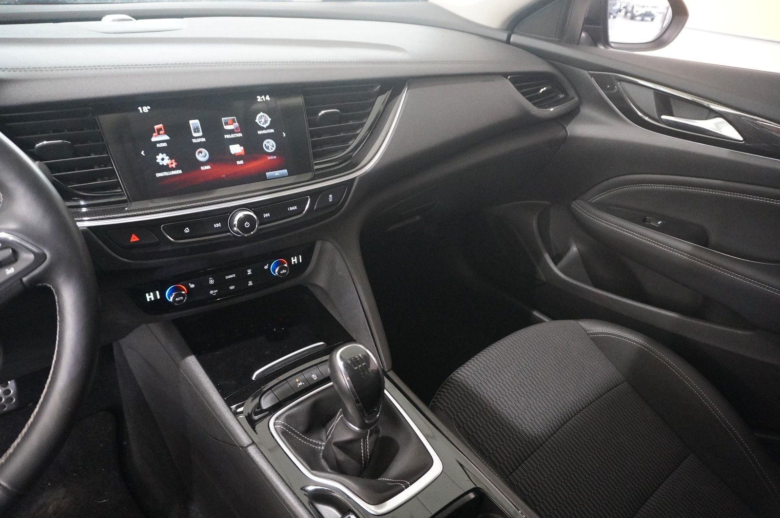 Fahrzeugabbildung Opel Insignia B GS 2.0D DYNAM. NAVI/LED/KAMERA/SH/AHK