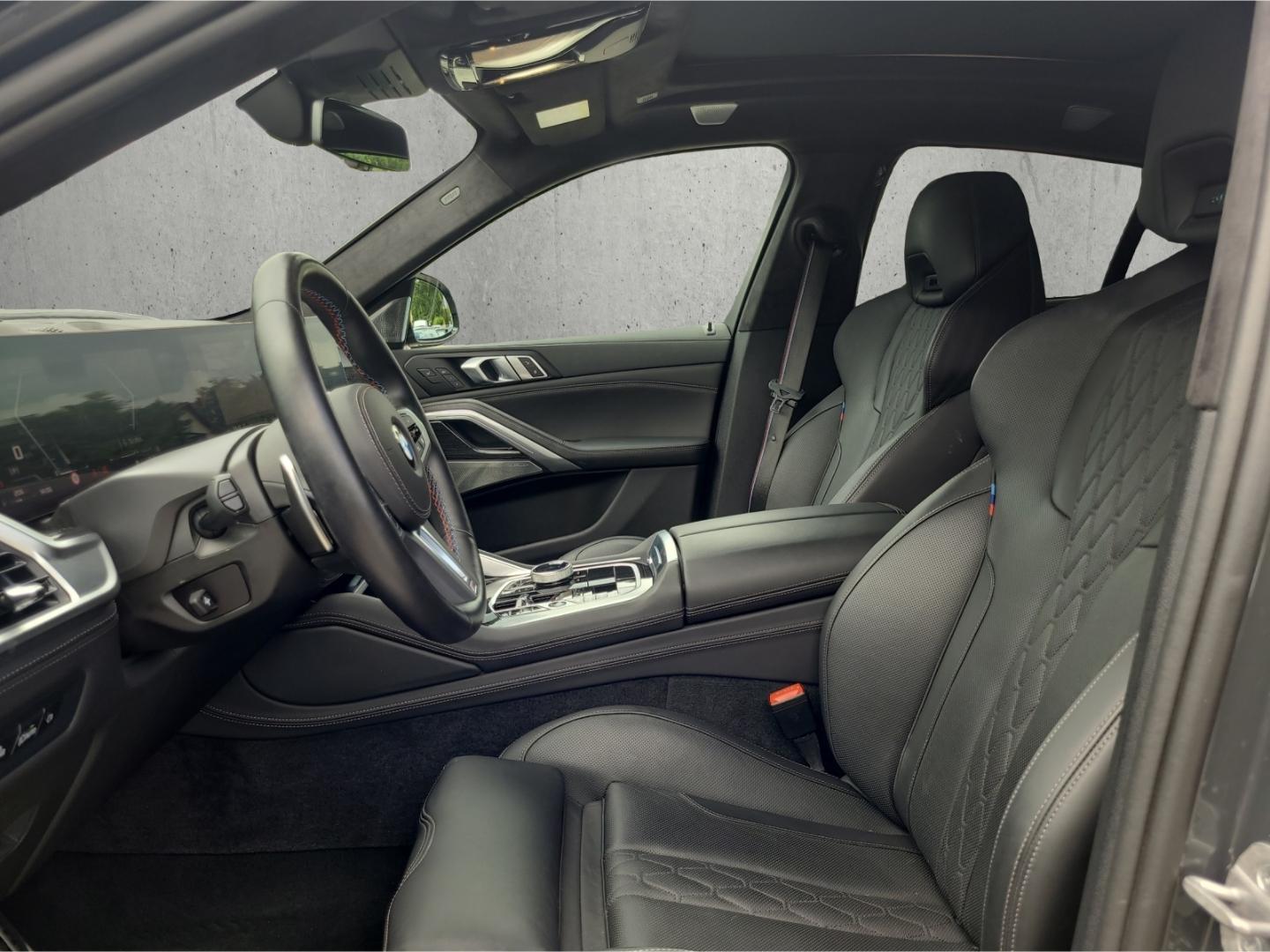 BMW X6 M60 xDrive Sportpaket HUD AD StandHZG AHK-kla