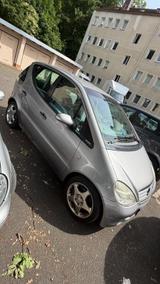 Mercedes-Benz A 190 ELEGANCE Elegance - Mercedes-Benz A 190: Elegance
