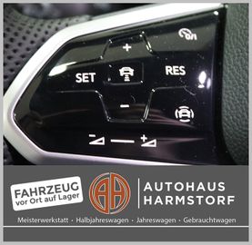 Volkswagen Golf VIII Lim. R-Line 1.5 LED Plus 18Zoll Kamera