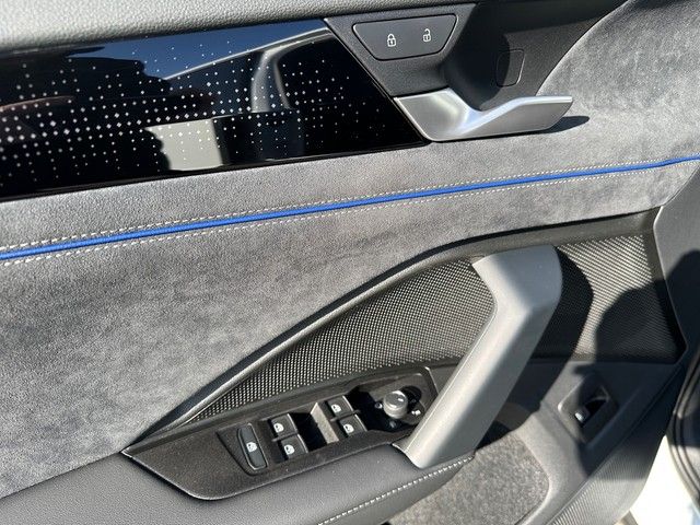 Fahrzeugabbildung Volkswagen Tayron 2.0TDI DSG 4Motion R-Line AHK+PANO+STDHZG