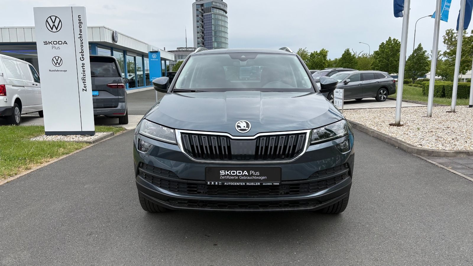 Skoda Karoq Style 2.0 TDI 4x4 AHK NAVI LED TEMPOMAT foto 9