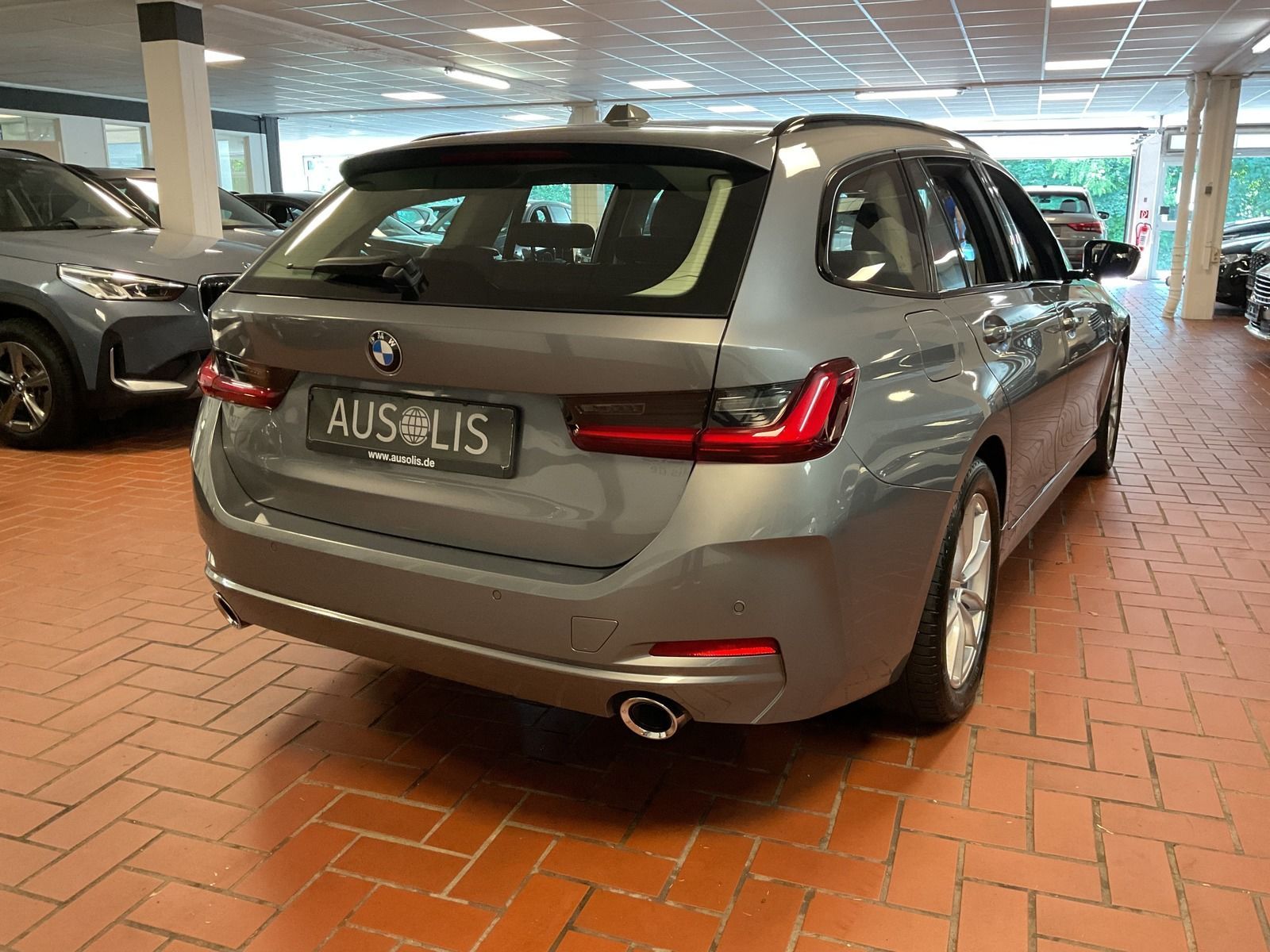 BMW 320 d xDrive Touring LED,Live Cockpit,Allrad foto 9