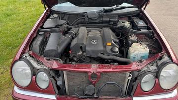 1999 Mercedes-BENZ E 280 照片 8