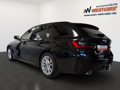 Fahrzeugabbildung BMW 320i Touring M Sport -AHK/Pano/HeadUp/Innovation