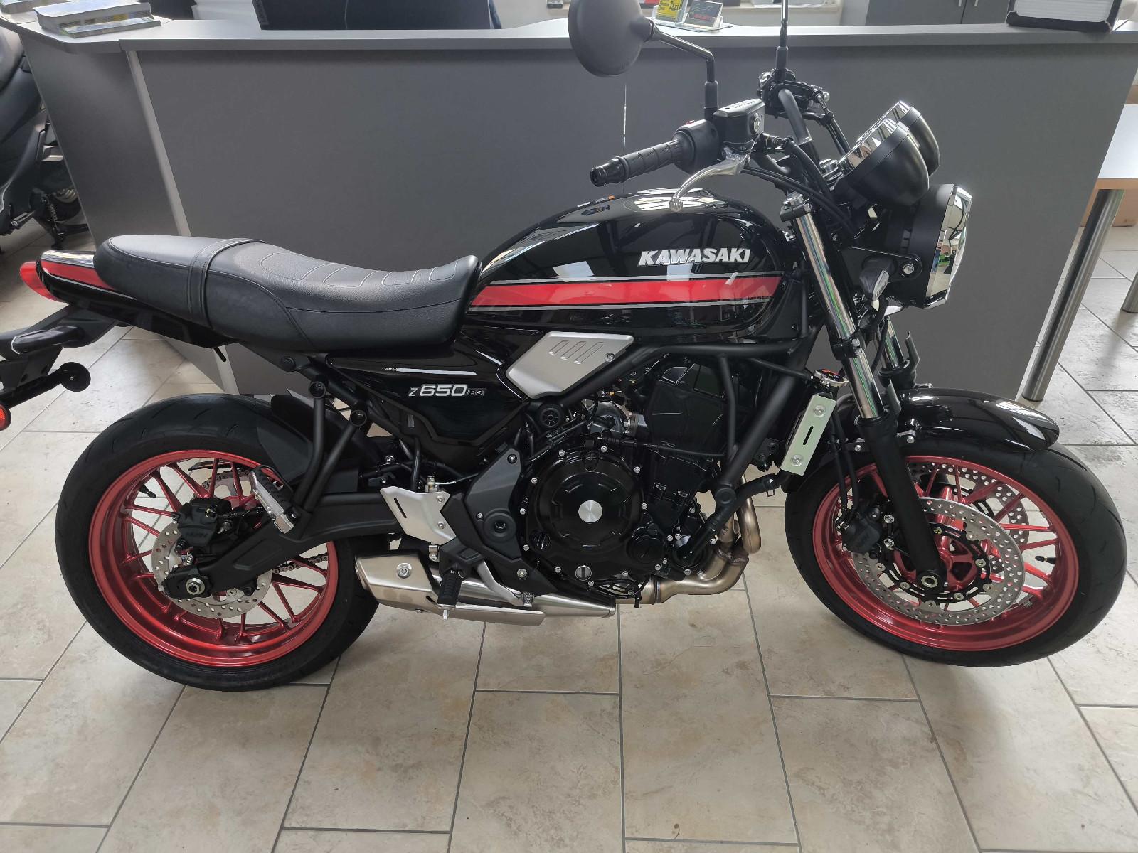 Kawasaki Z 650 RS  Modelljahr 2026 frisch eingetroffen !!