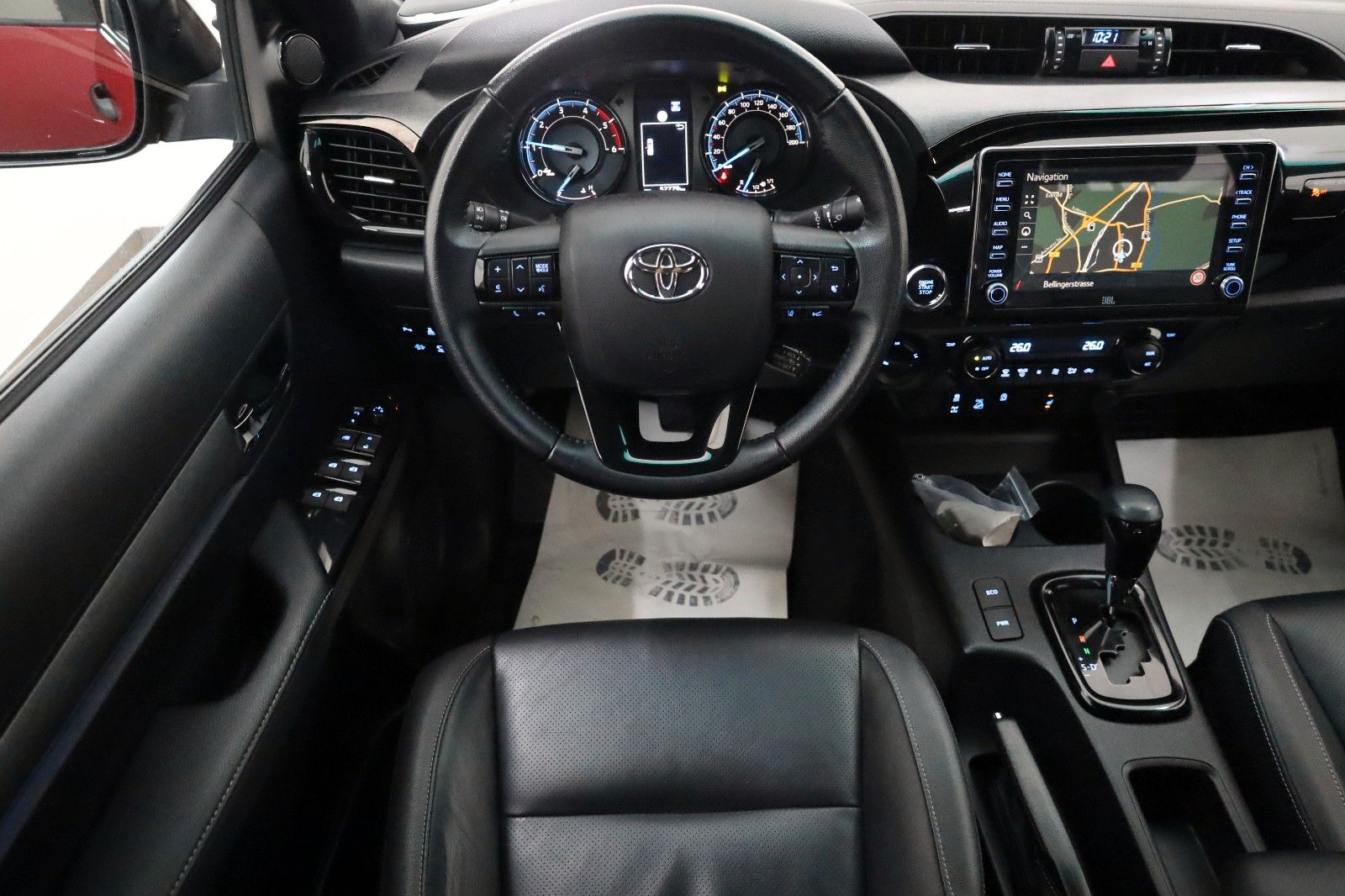 Fahrzeugabbildung Toyota Hilux Invincible,ACC,Rollo el.AHK,Garantie 2028