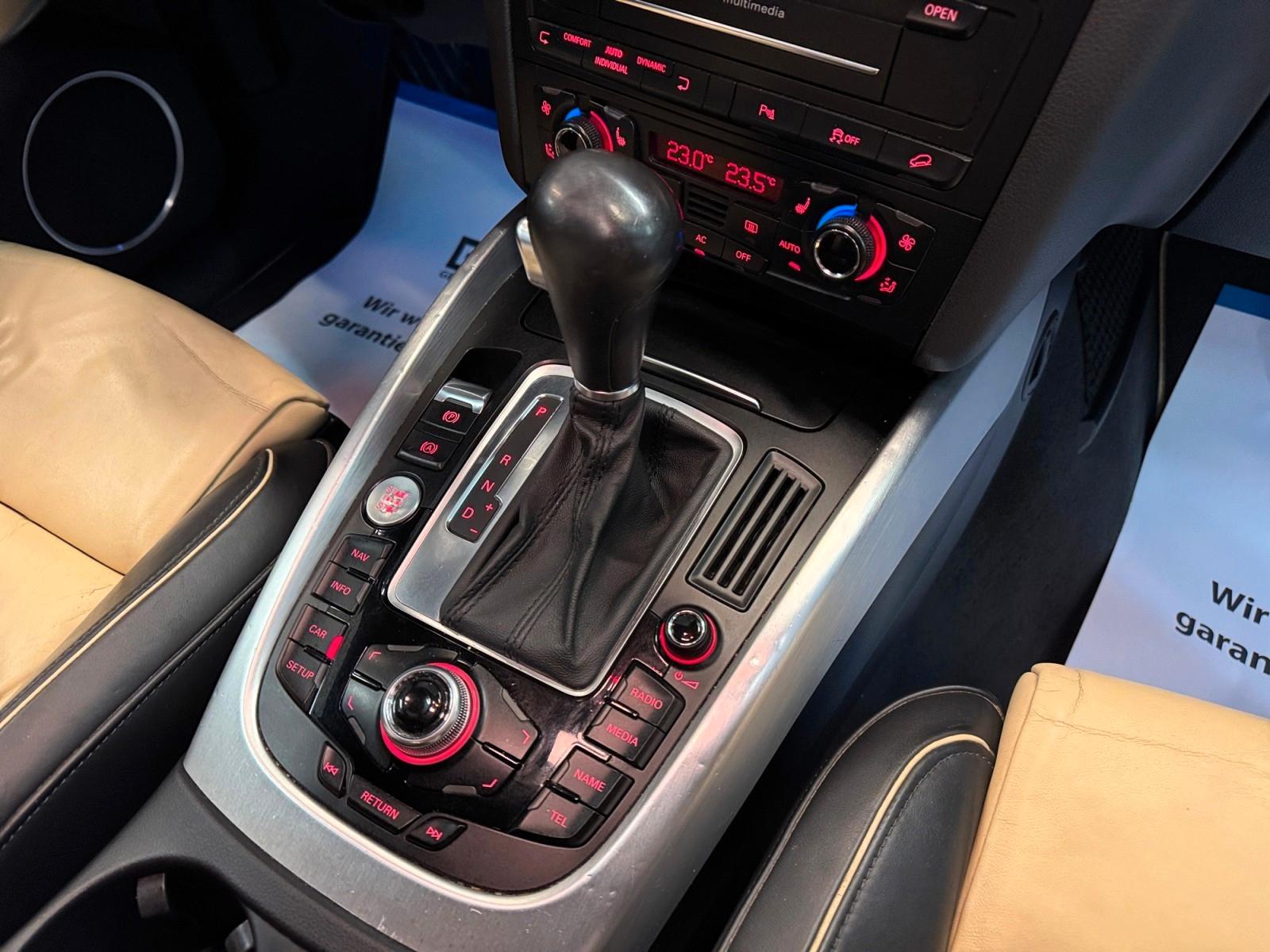 Audi Q5 3.0 TDI quattro 239 ch – Finition exclusive – Attelage – Bang & Olufsen