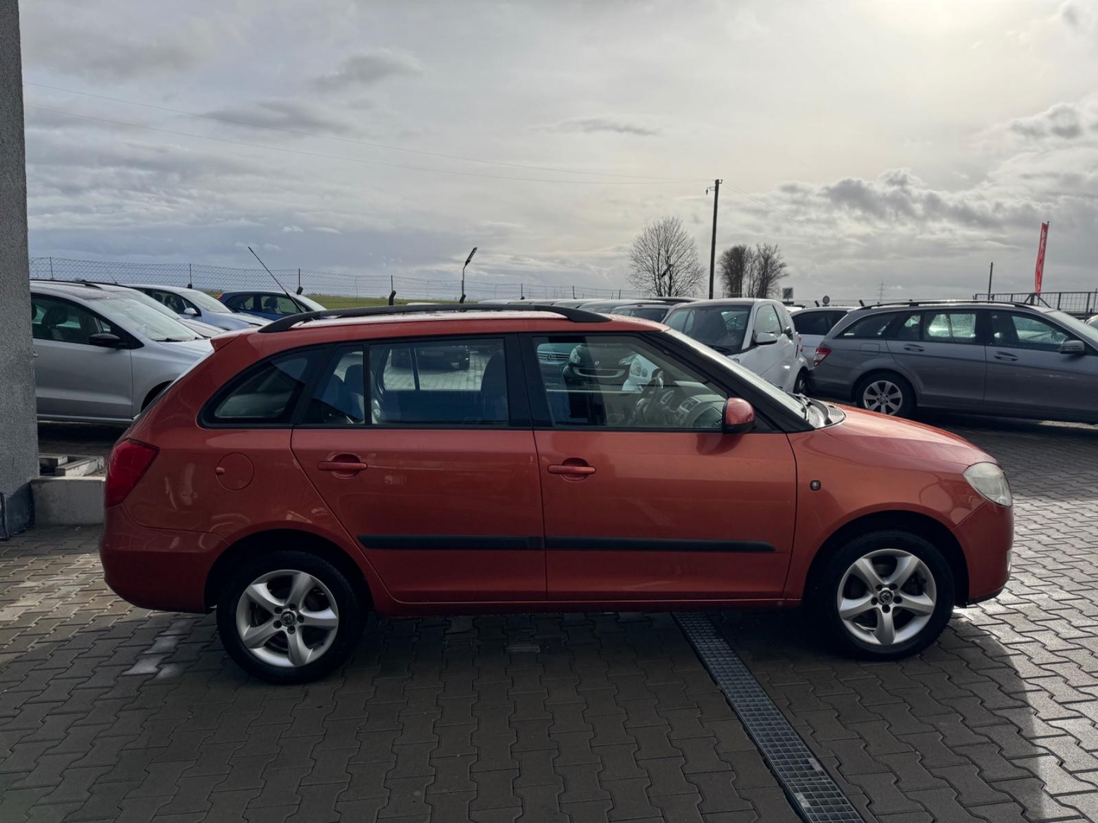 Skoda Fabia 2009 — photo 6