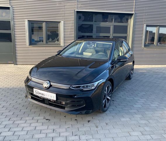 Volkswagen Golf VIII Lim. 1.5 TSI/Rückfahrkamera/18´/App