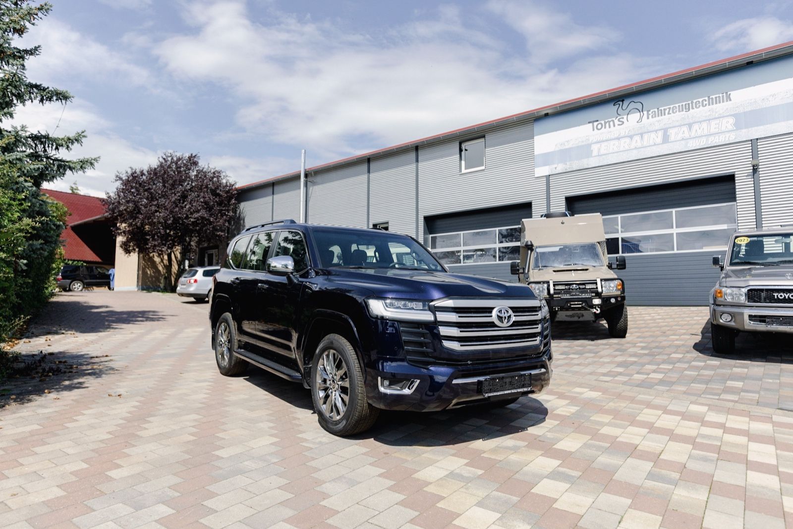 Toyota Land Cruiser 300 VX