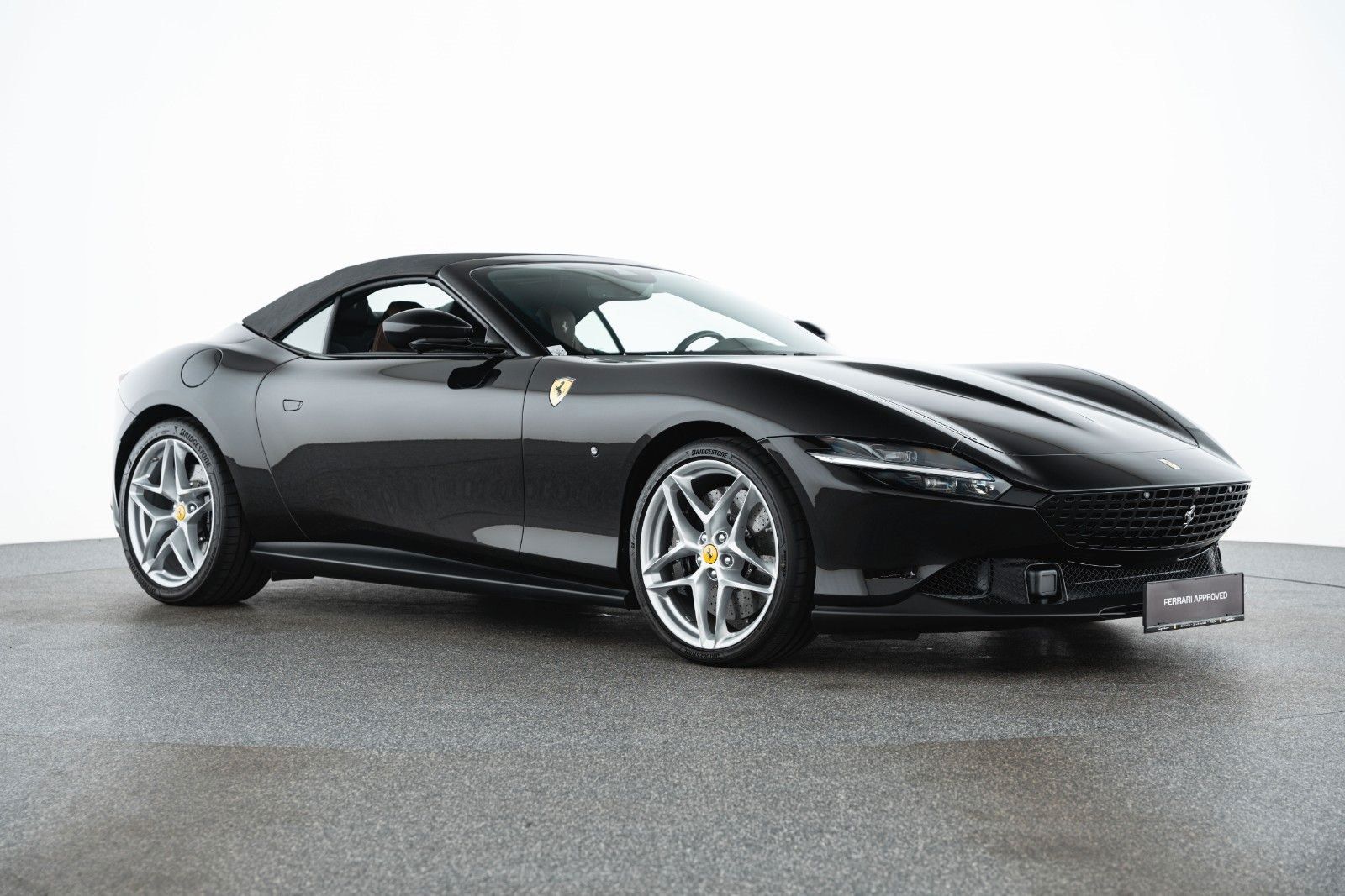 Ferrari Roma Spider imagem 3