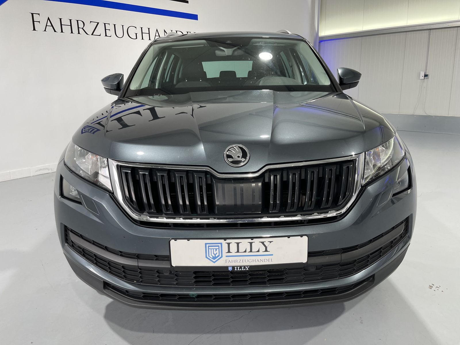 Fahrzeugabbildung SKODA Kodiaq Ambition 2.0 TDI*AHK*ACC*Cam*STHZ*Navi*