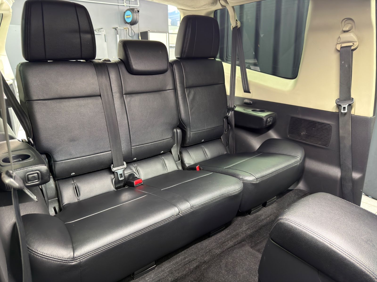 Fahrzeugabbildung Mitsubishi Pajero 3.2 DI-D Top|LEDER|NAVI|SCHNEESCHILD|BOSS