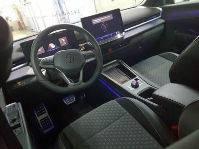 Volkswagen T-Roc 1.5 eTSI DSG R-Line Navi IQ.Light ACC DigC foto 4