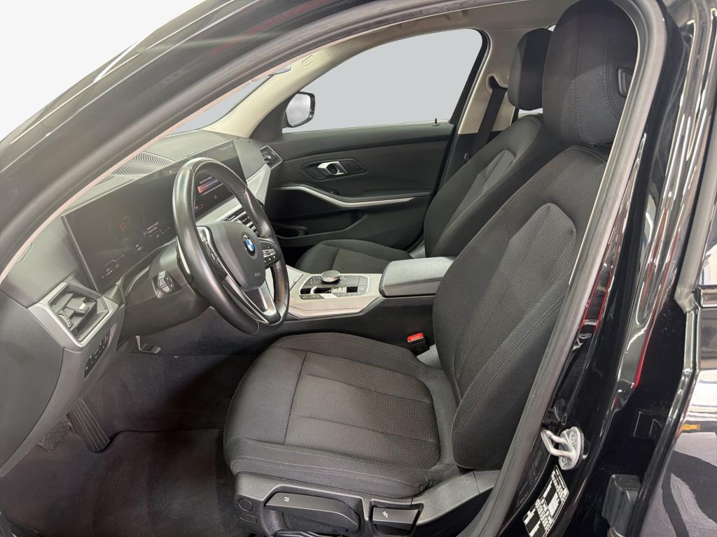 BMW 318 i Touring Aut. *NAVI*SHZ*, миниатюра 9