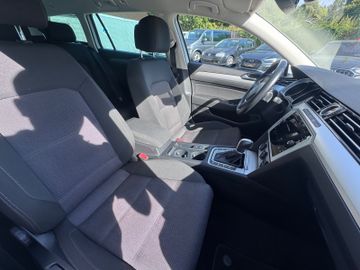 Volkswagen Passat Variant - 4