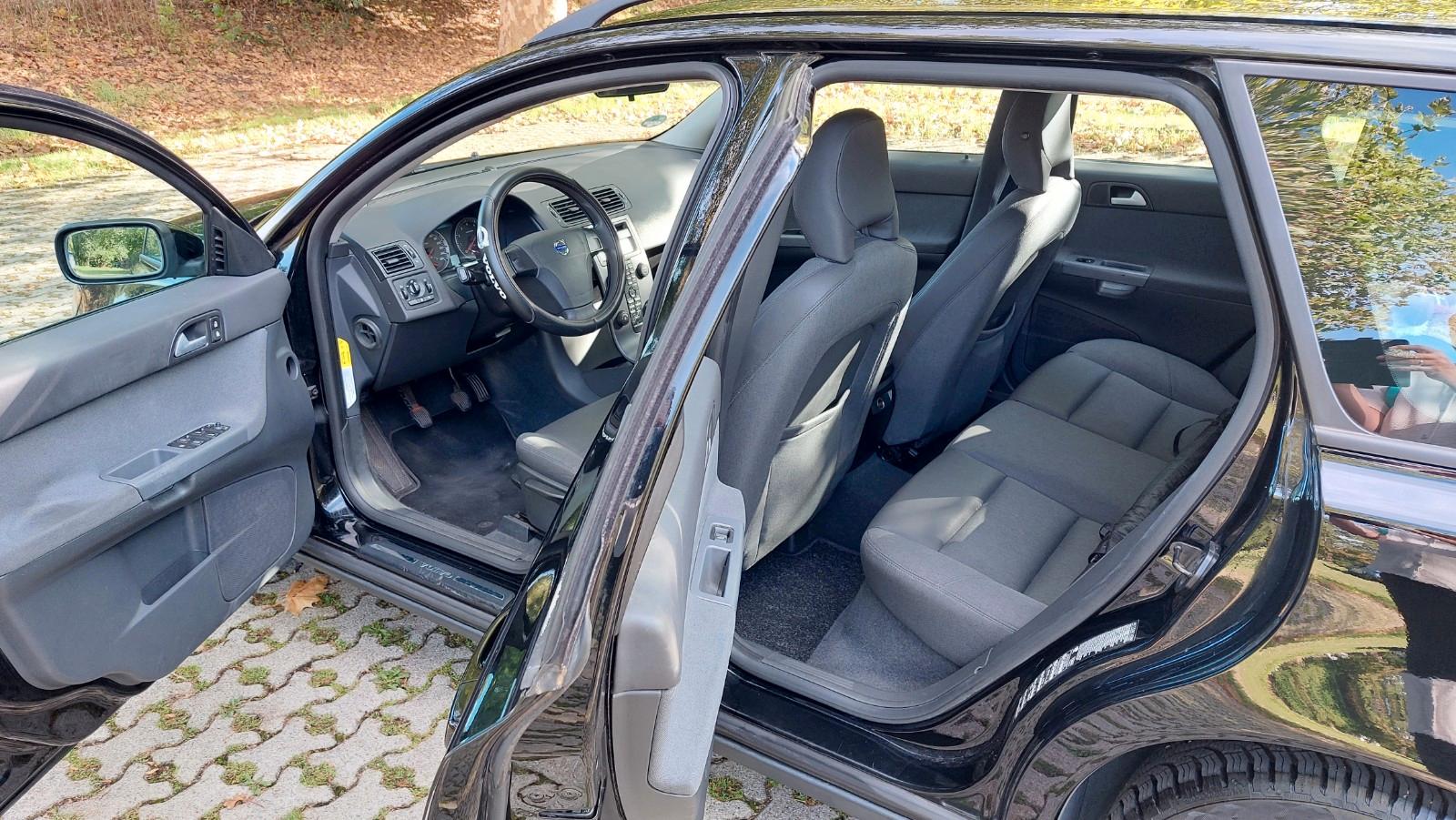 Volvo V50 2005 — photo 5