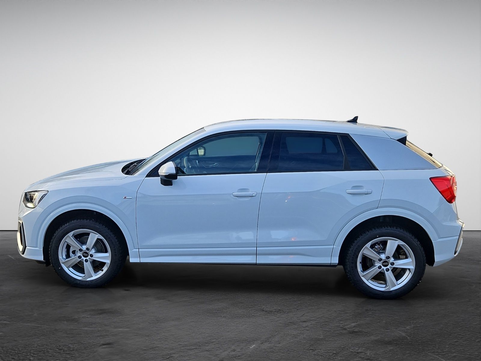 Audi Q2 35 TFSI S tronic S line S line NaviPlus LED A imagem 3