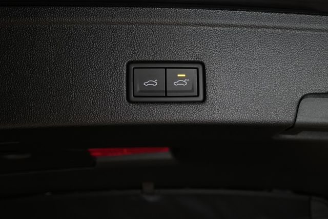 Volkswagen Touareg 3.0TDI R-Line BlackStyle StdHz Wankstabi