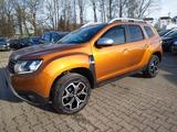 Dacia Duster II Adventure+CAM360+SHZ+NAVI+PDC+GARANTIE - Dacia Duster Adventure mit Benzin-Antrieb