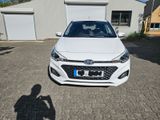 Hyundai i20 Style, Automatik Klimaautomatik Kamera TOP - Hyundai i20: Privatanbieter