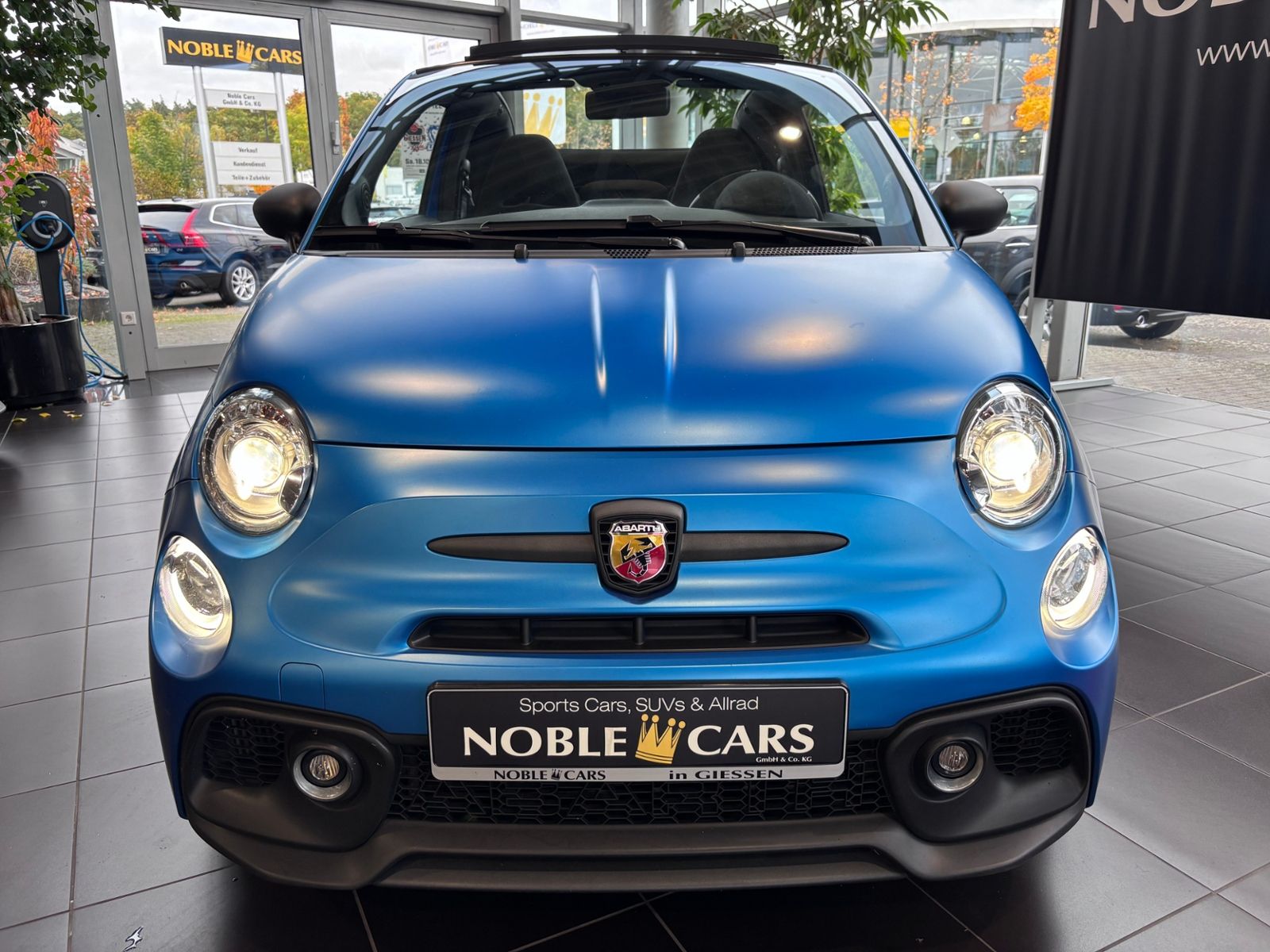 Fahrzeugabbildung Abarth 595C  Competizione BEATS XENON NAVI