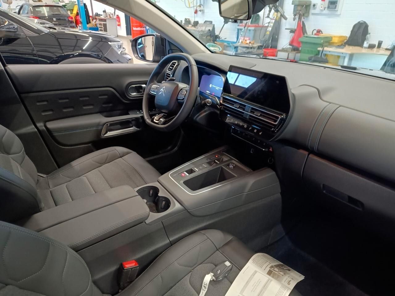 Fahrzeugabbildung Citroën C5 Aircross PLUS 145 E-DSC NAVI/LED/KAMERA/SHZ