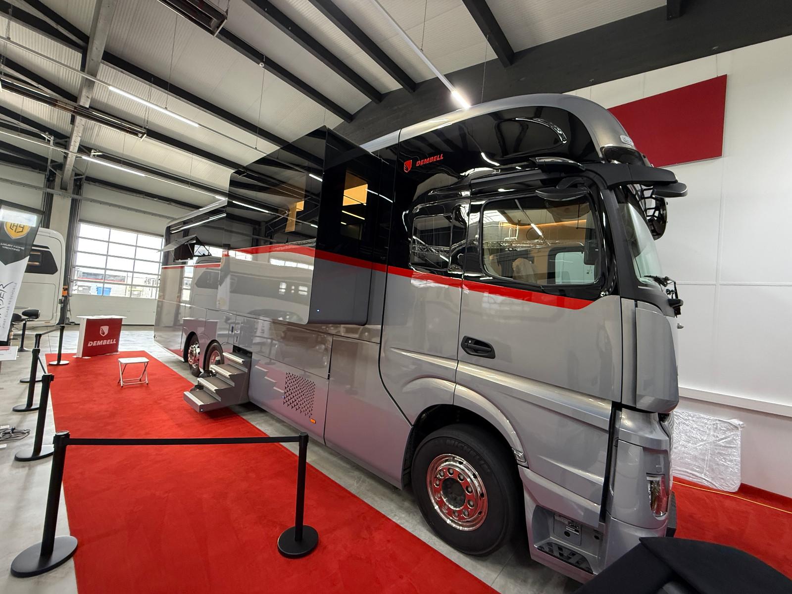 Andere DEMBELL ULTRA-Modell MB ACTROS LARGE GARAGE